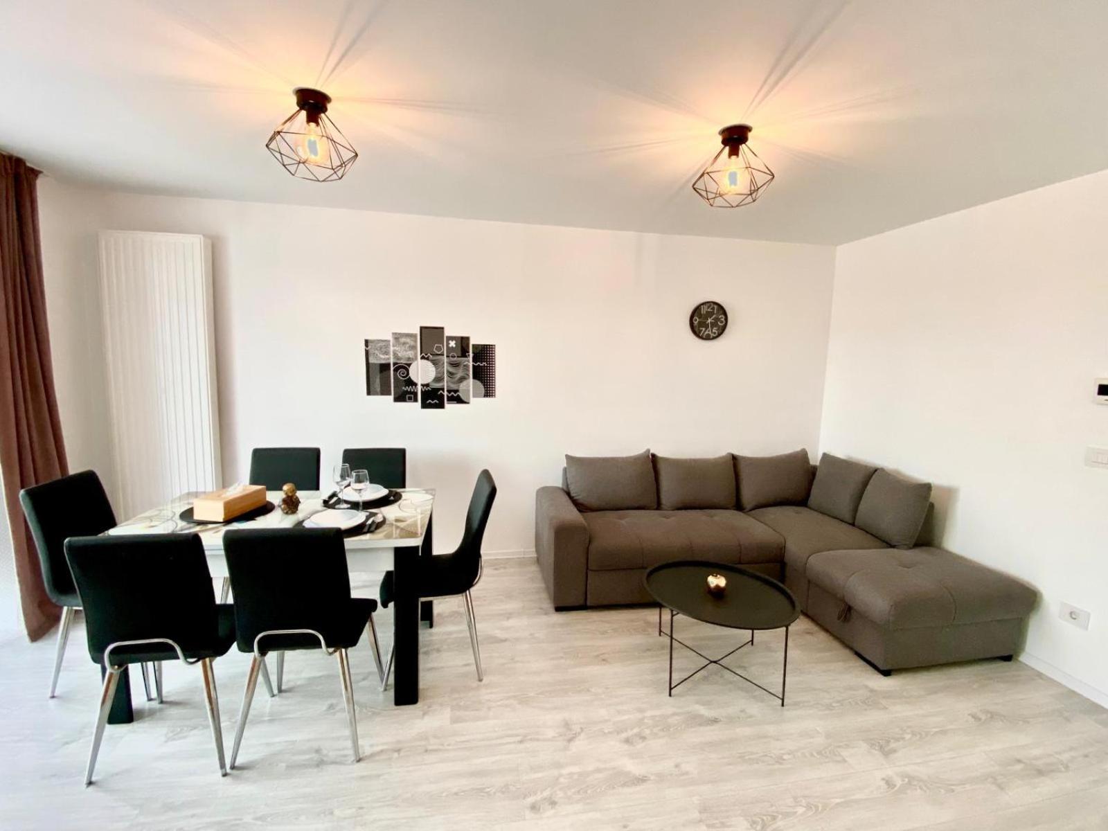 Jad - Luxury 3 Rooms & 2 Rooms Apartments In Kasper, Near Coresi Mall Brassó Kültér fotó