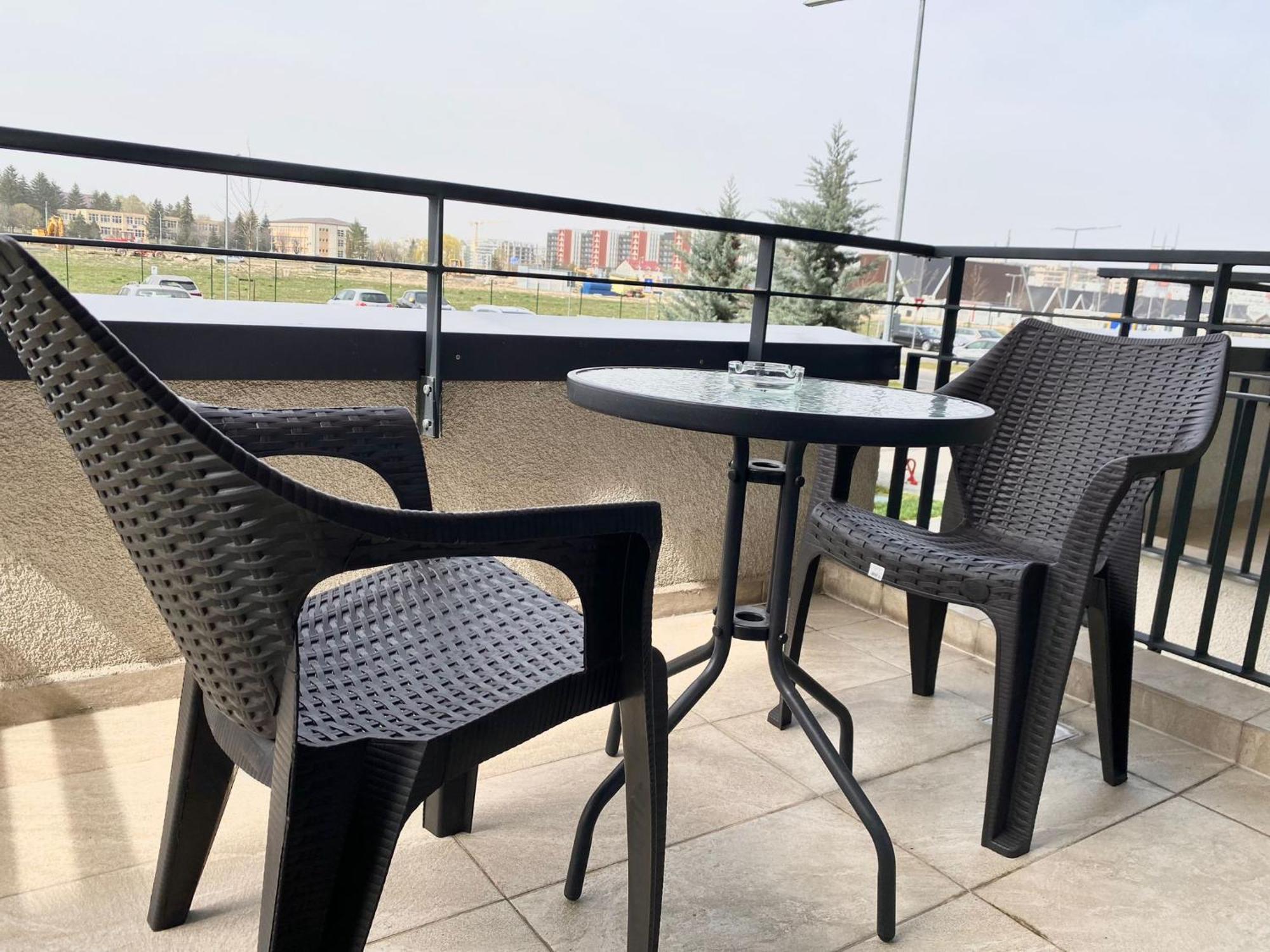 Jad - Luxury 3 Rooms & 2 Rooms Apartments In Kasper, Near Coresi Mall Brassó Kültér fotó