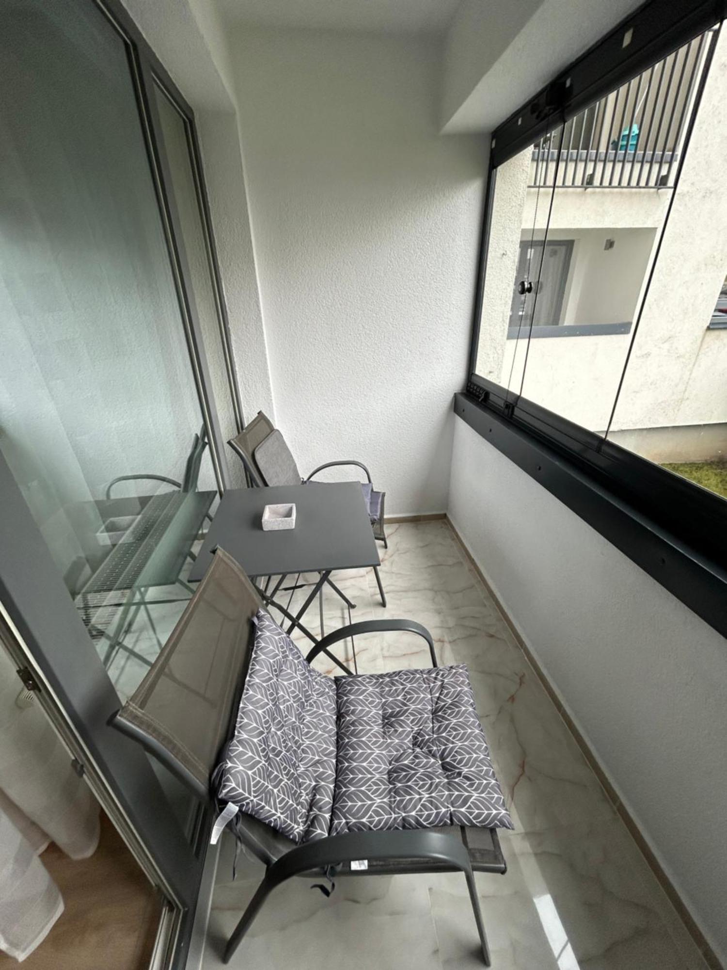 Jad - Luxury 3 Rooms & 2 Rooms Apartments In Kasper, Near Coresi Mall Brassó Kültér fotó