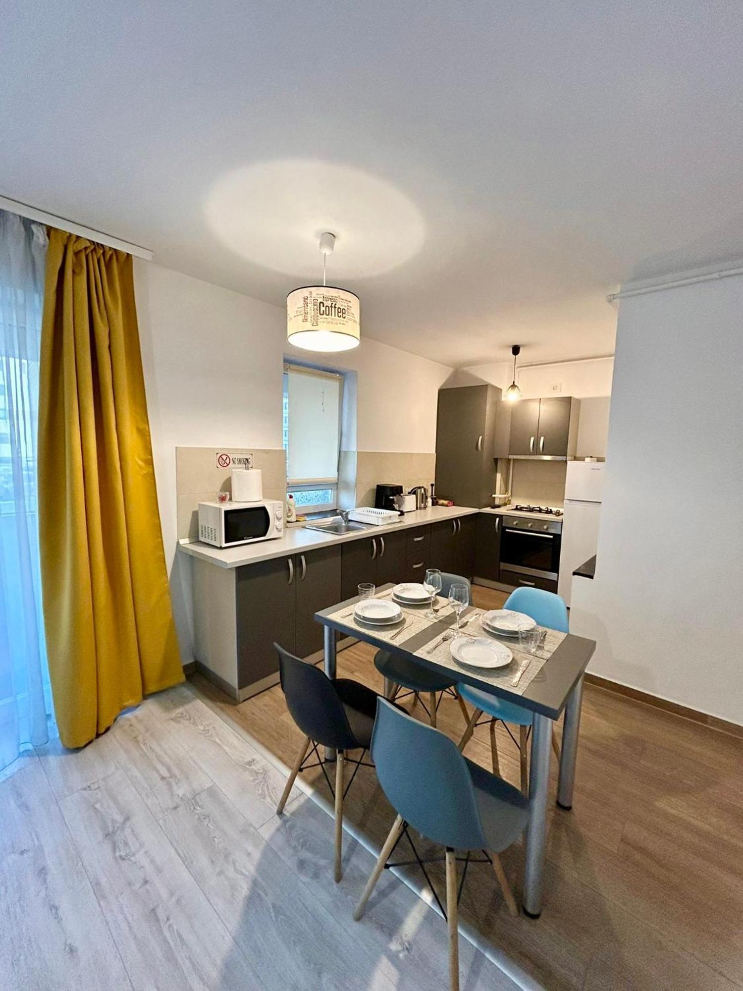 Jad - Luxury 3 Rooms & 2 Rooms Apartments In Kasper, Near Coresi Mall Brassó Kültér fotó
